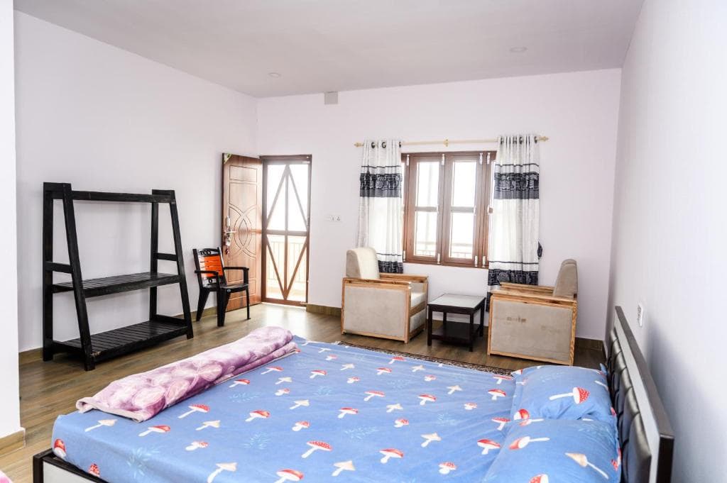 Paari Ghar Guest House
